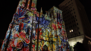 XYZ-Technologies_Cathedrale-San-Fernando_flowers_projection