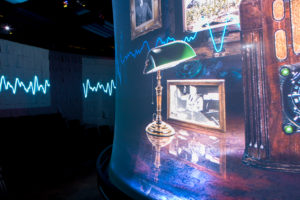 Immersive show cylindrical screen