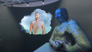 XYZ-Technologies_Musee-de-la-Gaspesie-Statue-with-face-projection-and-illustrated-wall-projection