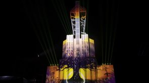 XYZ-Technologies_cadabra_Museo-del-Mestizaje_visual-and-sound-experience_Tree- and-plants-at-sunset