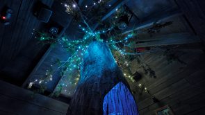 XYZ-Technologies_Terfa_wood-cabin-interior-with-a-tree-in-a-blue-ambiance