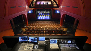 XYZ-Technologies_Agora-des-arts_Overview- Control-Booth-to-Stage