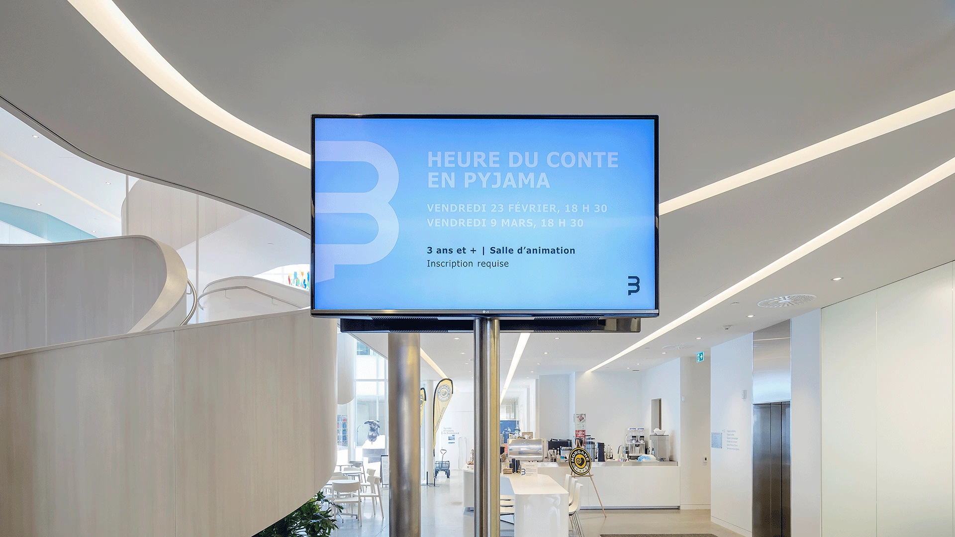 Pantalla de recepción corporativa área de café