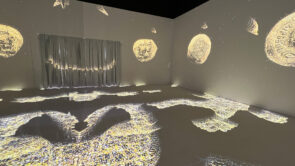 XYZ-Technologies_MNAS_Minted-Narratives_exposition_Projection-room-about-the-history-of-money