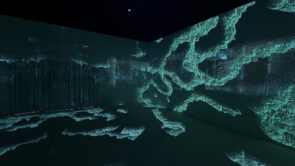 XYZ-Technologies_MNAS_Minted-Narratives_exposition_dark_Projection-room-about-the-history-of-money