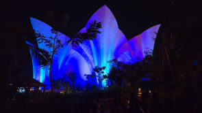 XYZ-Technologies_Cirque-du-Soleil_LUDO_Outside_structure-illumination